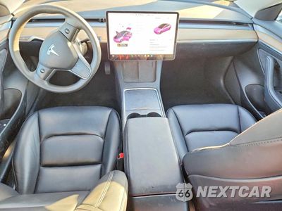 Zdjęcie 8 z 13 samochodu: 2023 TESLA MODEL 3 VIN:5YJ3E1EAXPF643859 - miniatura