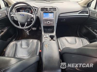 Zdjęcie 8 z 13 samochodu: 2017 FORD FUSION TITANIUM VIN:3FA6P0K91HR117086 - miniatura
