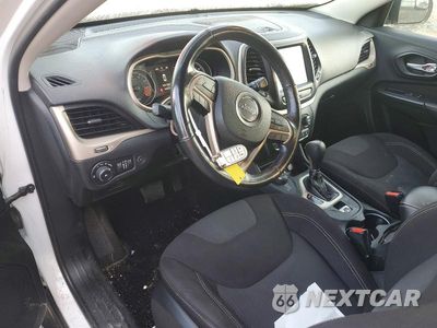 Zdjęcie 8 z 12 samochodu: 2015 JEEP CHEROKEE LATITUDE VIN:1C4PJMCS0FW768759 - miniatura