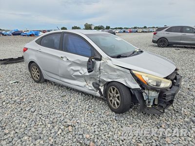 Czwarte zdjęcie samochodu z boku: 2015 HYUNDAI ACCENT GLS VIN:KMHCT4AE8FU796709 - miniatura