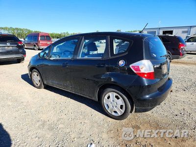 Drugie zdjęcie samochodu z przodu: 2013 HONDA FIT VIN:JHMGE8H31DC074415 - miniatura