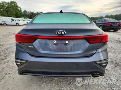 Zdjęcie 6 z 12 samochodu: 2019 KIA FORTE LXS VIN:3KPF24AD5KE070181 - miniatura