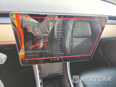 Zdjęcie 9 z 13 samochodu: 2018 TESLA MODEL 3 VIN:5YJ3E1EB5JF114805 - miniatura