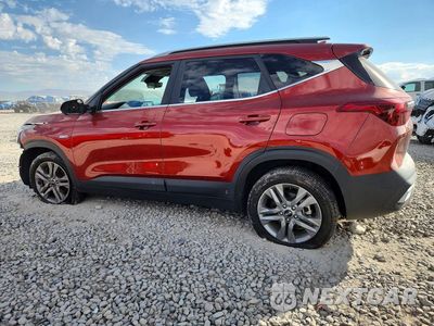 Drugie zdjęcie samochodu z przodu: 2021 KIA SELTOS S VIN:KNDEUCAA0M7221114 - miniatura