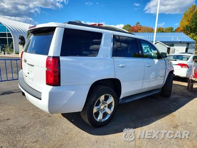 Trzecie zdjęcie samochodu z tyłu: 2015 CHEVROLET TAHOE K1500 LT VIN:1GNSKBKC0FR699101 - miniatura