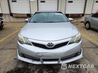 Piąte zdjęcie samochodu w środku: 2014 TOYOTA CAMRY SE VIN:4T1BF1FK5EU335403 - miniatura