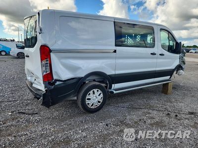 Trzecie zdjęcie samochodu z tyłu: 2026 FORD TRANSIT T-250 VIN:1FTBR1Y86TKA63725 - miniatura
