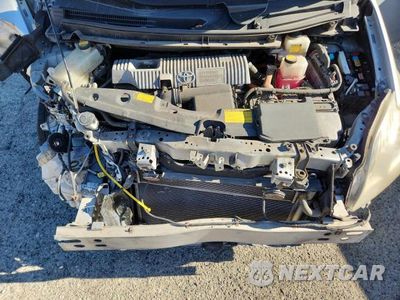 Zdjęcie 11 z 13 samochodu: 2010 TOYOTA PRIUS III VIN:JTDKN3DU2A0237518 - miniatura