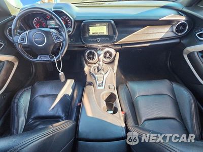 Zdjęcie 8 z 12 samochodu: 2017 CHEVROLET CAMARO LT VIN:1G1FB1RX3H0139151 - miniatura