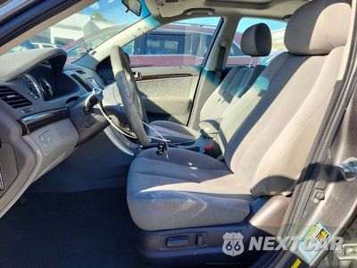 Zdjęcie 7 z 13 samochodu: 2010 HYUNDAI SONATA GLS VIN:5NPET4ACXAH598258 - miniatura