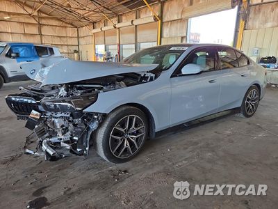 2025 BMW I5 XDRIVE 40 WBY13HG07SCU59445 - główne zdjęcie licytacji z USA - miniatura