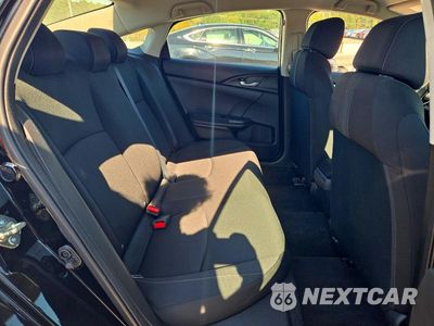 Zdjęcie 10 z 12 samochodu: 2016 HONDA CIVIC LX VIN:19XFC2F58GE072775 - miniatura