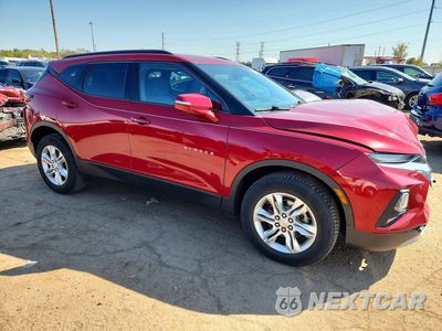 Czwarte zdjęcie samochodu z boku: 2020 CHEVROLET BLAZER 2LT VIN:3GNKBHRS2LS538032 - miniatura