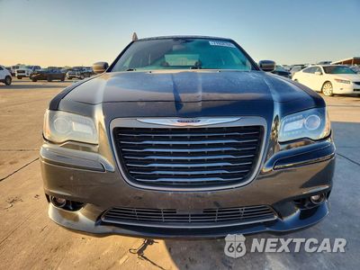 Piąte zdjęcie samochodu w środku: 2013 CHRYSLER 300C VARVATOS VIN:2C3CCADT5DH693491 - miniatura