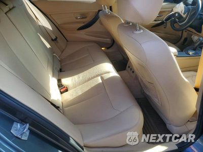 Zdjęcie 10 z 12 samochodu: 2015 BMW 328 XI SULEV VIN:WBA3B5G57FNS19729 - miniatura
