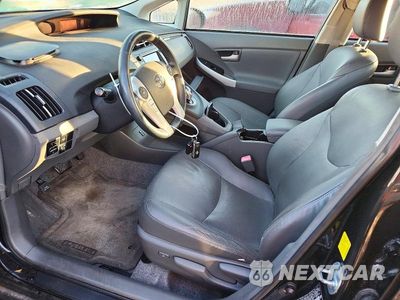 Zdjęcie 7 z 12 samochodu: 2011 TOYOTA PRIUS FIVE VIN:JTDKN3DU4B0259358 - miniatura