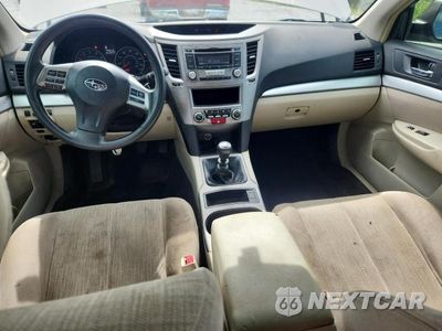 Zdjęcie 8 z 12 samochodu: 2014 SUBARU OUTBACK 2.5I VIN:4S4BRCACXE1318908 - miniatura