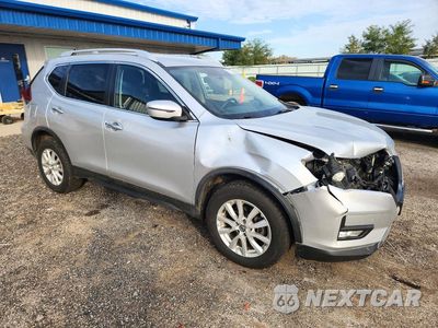 Czwarte zdjęcie samochodu z boku: 2019 NISSAN ROGUE SV VIN:KNMAT2MV0KP555487 - miniatura