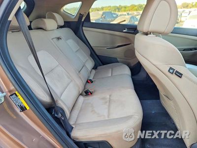 Zdjęcie 11 z 13 samochodu: 2016 HYUNDAI TUCSON SE VIN:KM8J33A42GU033465 - miniatura