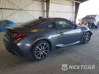 Trzecie zdjęcie samochodu z tyłu: 2025 TOYOTA GR86 BASE VIN:JF1ZNBB10S8760935 - miniatura