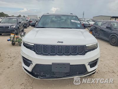 Piąte zdjęcie samochodu w środku: 2025 JEEP GRAND CHEROKEE SUMMIT VIN:1C4RJHEG2S8669187 - miniatura