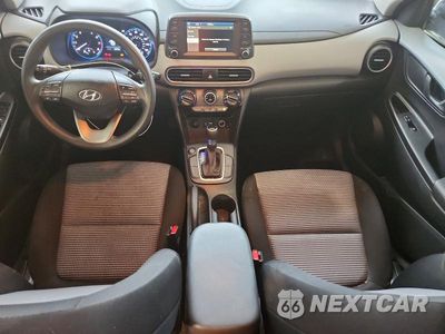 Zdjęcie 8 z 13 samochodu: 2021 HYUNDAI KONA SE VIN:KM8K12AA7MU641438 - miniatura