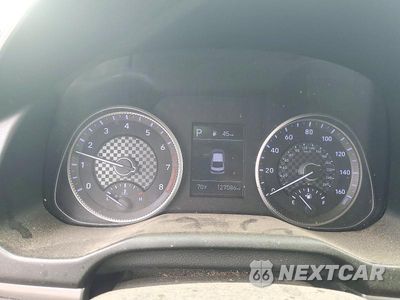 Zdjęcie 9 z 12 samochodu: 2019 HYUNDAI ELANTRA SEL VIN:5NPD84LF3KH407351 - miniatura