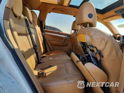 Zdjęcie 10 z 13 samochodu: 2006 PORSCHE CAYENNE TURBO VIN:WP1AC29P66LA90607 - miniatura