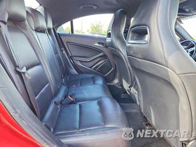 Zdjęcie 10 z 13 samochodu: 2014 MERCEDES-BENZ CLA 250 VIN:WDDSJ4EB9EN027561 - miniatura