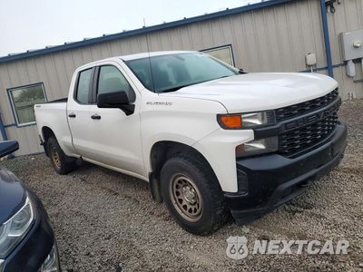 Czwarte zdjęcie samochodu z boku: 2020 CHEVROLET SILVERADO K1500 VIN:1GCRYAEH9LZ251426 - miniatura