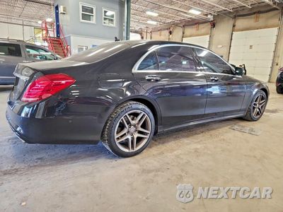 Trzecie zdjęcie samochodu z tyłu: 2015 MERCEDES-BENZ S 550 4MATIC VIN:WDDUG8FB2FA172561 - miniatura