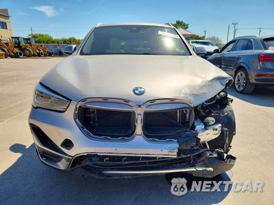 Piąte zdjęcie samochodu w środku: 2022 BMW X1 SDRIVE28I VIN:WBXJG7C0XN5V34852 - miniatura
