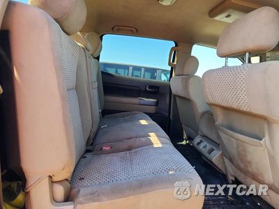 Zdjęcie 10 z 12 samochodu: 2011 TOYOTA TUNDRA CREWMAX SR5 VIN:5TFDW5F13BX195535 - miniatura