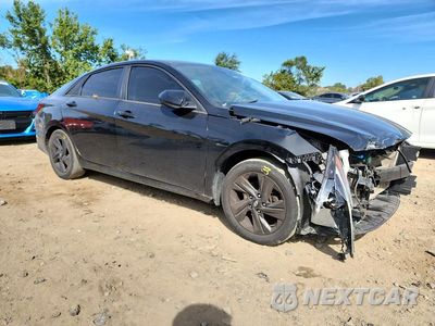 Czwarte zdjęcie samochodu z boku: 2027 HYUNDAI ELANTRA SEL VIN:5NPLM4AG8MH020445 - miniatura