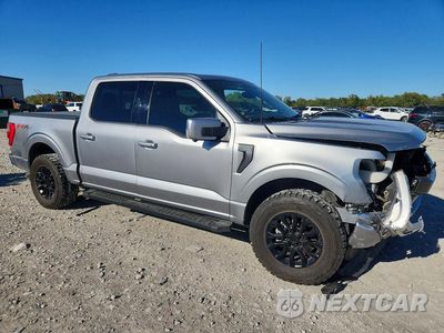 Czwarte zdjęcie samochodu z boku: 2023 FORD F150 SUPERCREW VIN:1FTFW1E81PKE22970 - miniatura