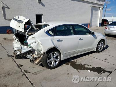 Trzecie zdjęcie samochodu z tyłu: 2014 NISSAN ALTIMA 2.5 SV VIN:1N4AL3AP7EC274106 - miniatura