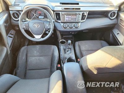 Zdjęcie 8 z 13 samochodu: 2015 TOYOTA RAV4 LE VIN:JTMBFREV3FJ036350 - miniatura