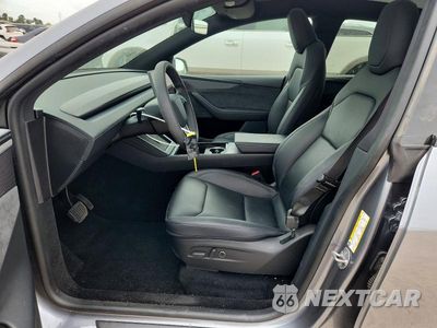 Zdjęcie 7 z 12 samochodu: 2026 TESLA MODEL Y VIN:7SAYGDED6TA658686 - miniatura