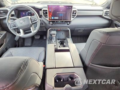 Zdjęcie 8 z 14 samochodu: 2025 TOYOTA SEQUOIA SR5 VIN:7SVAAABAXSX052409 - miniatura