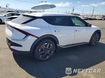 Trzecie zdjęcie samochodu z tyłu: 2025 KIA EV6 LIGHT LONG RANGE VIN:5XYC3DJC0SG012795 - miniatura