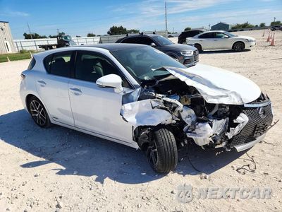 Czwarte zdjęcie samochodu z boku: 2015 LEXUS CT 200 VIN:JTHKD5BH4F2221903 - miniatura