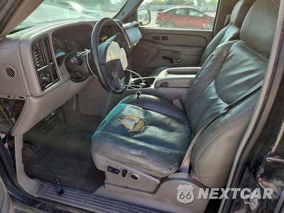 Zdjęcie 7 z 13 samochodu: 2005 CHEVROLET SILVERADO C1500 VIN:2GCEC13T651295660 - miniatura
