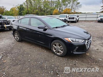 Czwarte zdjęcie samochodu z boku: 2018 HYUNDAI ELANTRA VALUE EDITION VIN:5NPD84LF1JH276774 - miniatura