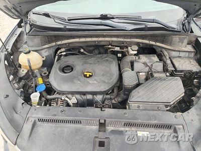 Zdjęcie 12 z 13 samochodu: 2018 HYUNDAI TUCSON SE VIN:KM8J23A48JU836078 - miniatura