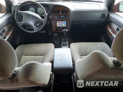 Zdjęcie 8 z 14 samochodu: 2000 NISSAN PATHFINDER XE VIN:JN8AR07Y7YW430174 - miniatura