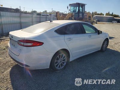 Trzecie zdjęcie samochodu z tyłu: 2017 FORD FUSION SE VIN:3FA6P0HD1HR313475 - miniatura