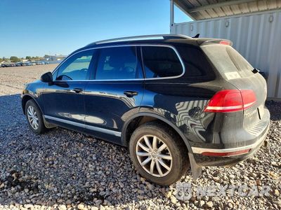 Drugie zdjęcie samochodu z przodu: 2017 VOLKSWAGEN TOUAREG SPORT VIN:WVGEF7BP4HD002910 - miniatura