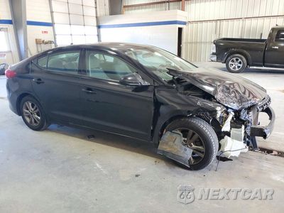 Czwarte zdjęcie samochodu z boku: 2017 HYUNDAI ELANTRA SE VIN:5NPD84LF0HH156216 - miniatura