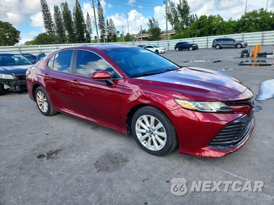 Czwarte zdjęcie samochodu z boku: 2019 TOYOTA CAMRY LE VIN:4T1B11HK3KU265696 - miniatura
