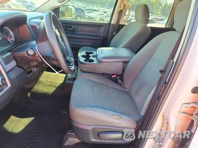 Zdjęcie 7 z 12 samochodu: 2016 RAM 1500 ST VIN:3C6RR7KT7GG115494 - miniatura